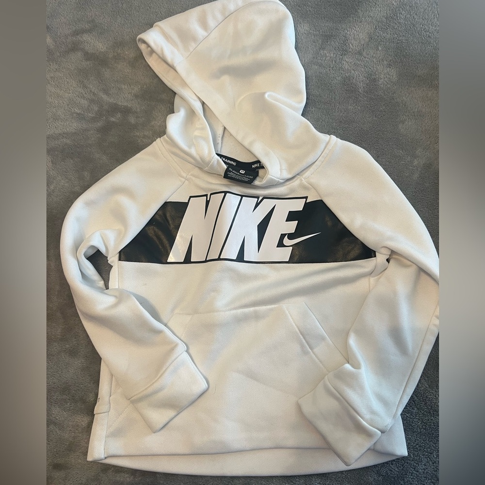 White Nike Pullover 2T
